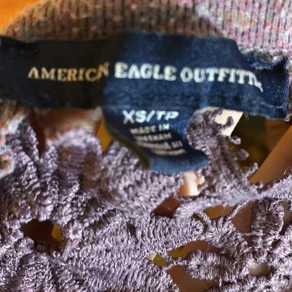 American Eagle Thermal Waffle Top Size Extra Small - Picture 8 of 8